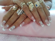Best Nails - Wedding nail patterns
