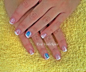 kék virág franciával