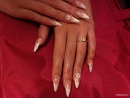 Épített porcelán esküvőre