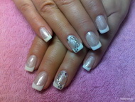 Best Nails - www apoltkezek hu