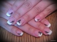 Nagyon pici körömágyra