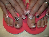 fekete rózsával Timikének