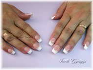 Best Nails - French nails - French manicure