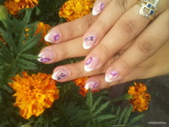 Brigitta francia akrilmintás körmei