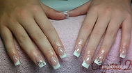 Best Nails - francia kővel