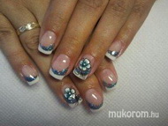 Best Nails - fehér kékkel
