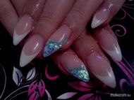 Best Nails - Karol kék körme