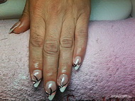 Best Nails - csíkos francia