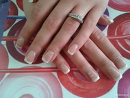 Best Nails - zselés köröm