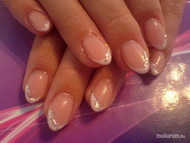 Ani újabb körömcskéje