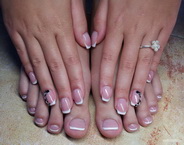 Francia kézre lábra