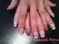 Best Nails - Francia zselés köröm díszítéssel 