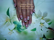 Francia akril virággal