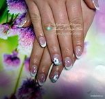 Francia Ezüst akril virággal