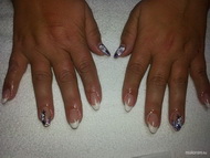 Francia akril virággal