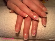 visszafogott francia virággal