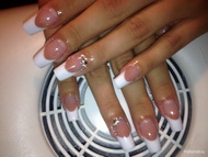 Best Nails - French nails - French manicure