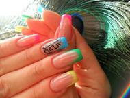 Best Nails - Colorful French