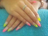 Best Nails - Neonpompa