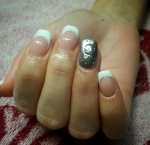 Francia chroMe diszitessel