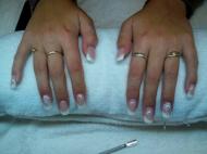 Best Nails - pillangóval