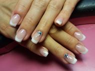 Best Nails - Kövekkel