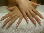 Best Nails - menyasszonynak