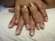 megint rózsaszín Márta néninek