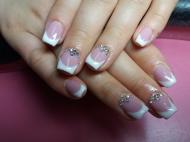 Best Nails - Kövekkel