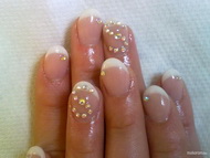 Best Nails - Juditnak Beautyra Studex képviselő