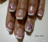 Best Nails - francia alapon akril virággal