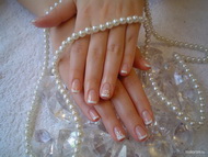 Best Nails - Zsuzsának francia gél lakk