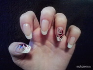 fekete kontúros rózsaszín virágos francia