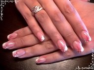 Berninek csak is francia és egyszerűt 