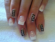 hogy ne legyen mindig egyhangú Anikó