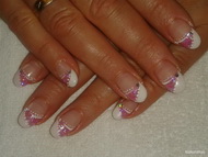 Judit rendhagyó körömválasztása