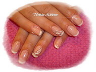 fekete apró gyöngy