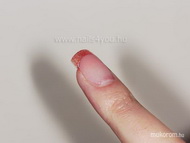 színes francia műköröm