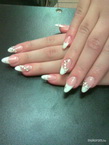 Best Nails - francia kövekkel
