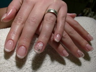 Flitterrel és kővel