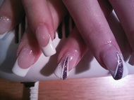 az egyszerűen elegáns