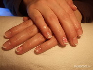 Francia gél lakk virággal