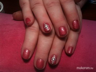 rövid körömre Gl és kőő