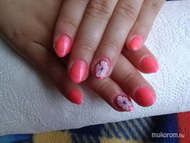 pink gel lac virággal