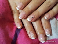 Best Nails - elegáns lakkozás