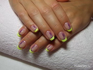 Neon citromsárga gél lac lilával