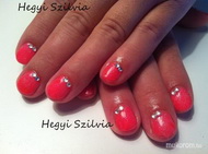 Best Nails - neonos géllak