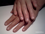 Egyedi színkeverésű gél lakk