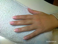 rózsaszín gel lakk
