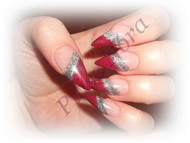 műköröm lakkzselé díszítéssel